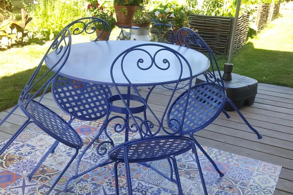 Appartement Dans Un Jardin Женева Экстерьер фото