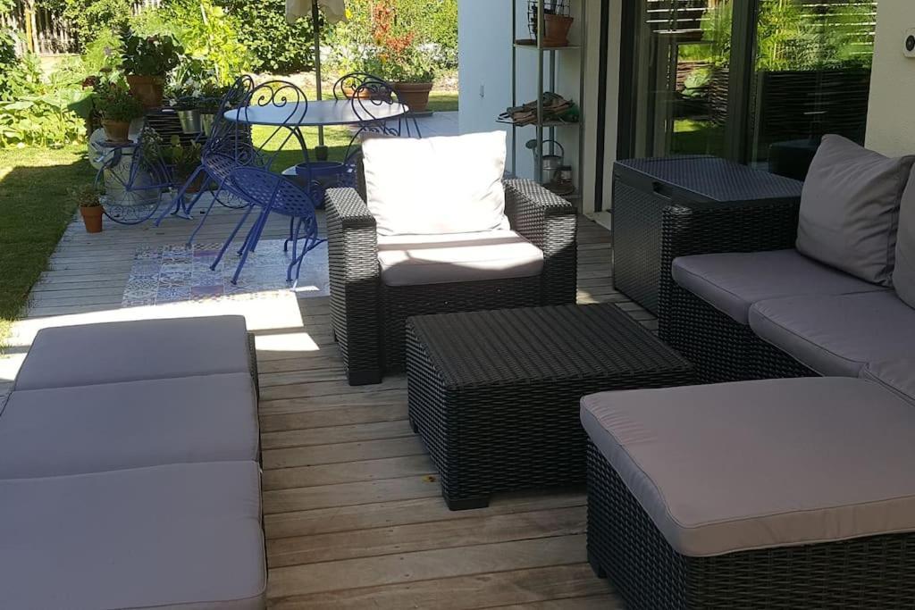 Appartement Dans Un Jardin Женева Экстерьер фото